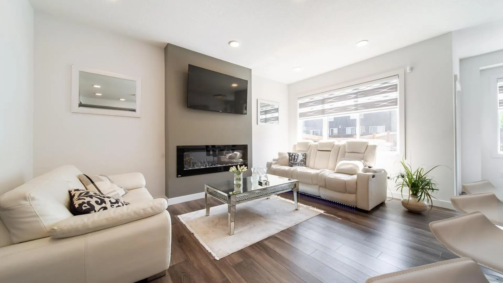 New Luxury House In South Edmonton Near Airport Villa 0*,