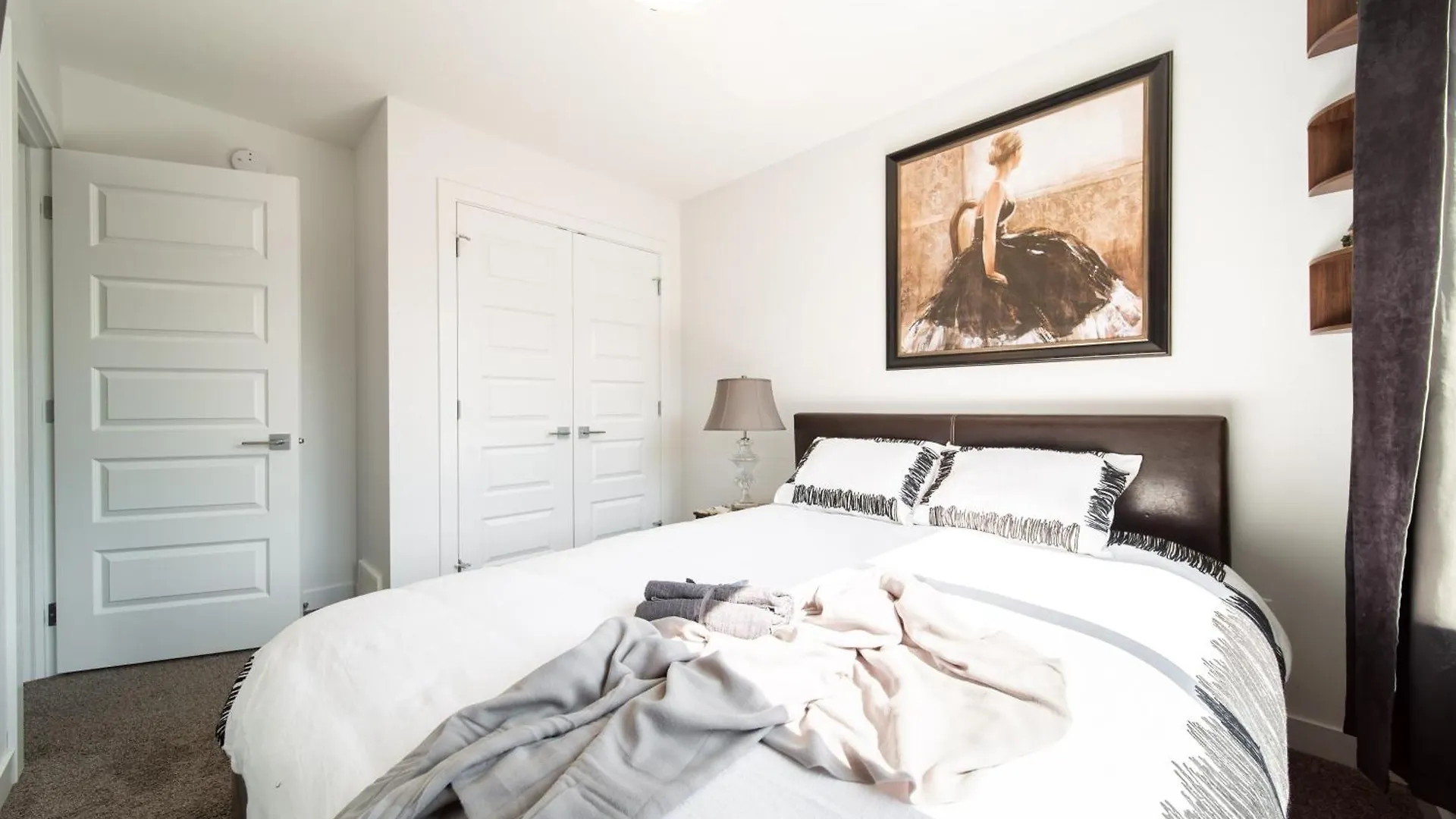 Villa New Luxury House In South Edmonton Near Airport 0*,  Canada